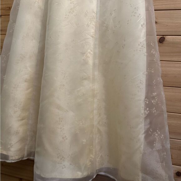 Vintage Zum Zum Niki Livas Size Medium Pale Daffodil Cross Back Floral Ball Gown - Picture 6 of 16